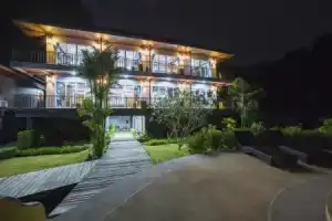 Отель «Railay Phutawan», Рейли-Бич