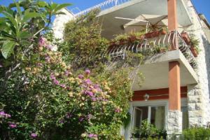 Apartment Dane - free parking A2 Makarska, Riviera Makarska, Макарска