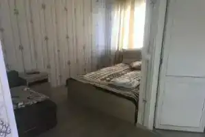 Домик у моря, Амзара