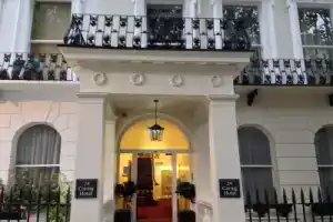 Caring Hotel, Лондон