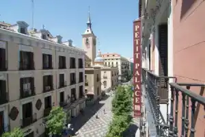 Отель «Petit Palace Arenal», Мадрид
