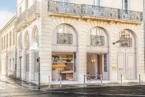 La Maison De Blanche, Бордо
