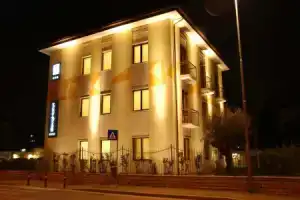 Berghotel, Бергамо