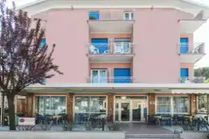 Hotel «Cimarosa», Риччионе