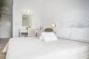 Отель «Arion Bay», Камари