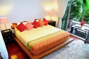 Kata Noi Apartment, Ката