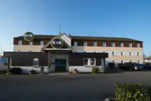 b&b hôTel Beaune Sud 2, Бон