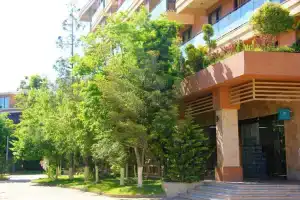 Hotel Dreamland Oasis, Чакви