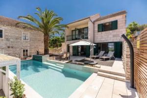 Holiday House with a pool, Lumbarda