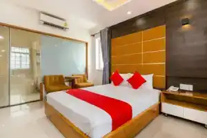 Oyo 231 Thien Cung Hotel, Хошимин