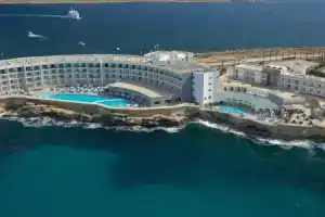 Paradise Bay Resort, Мелиха