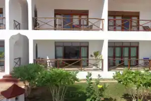 Отель «Reef & Beach - Spa», Джамбияни