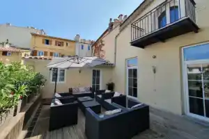 Irin Hotel, Антиб