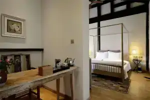Blossom Hill Inn Lijiang Skyland, Лицзян