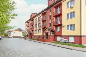 Посутки на Пионерской 3А, Заостровье