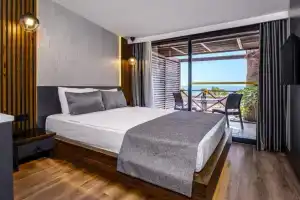Adora Calma Beach Hotel Adults Only, Кизилот