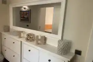 T&H Llevant 2 Family Apartment, Салоу