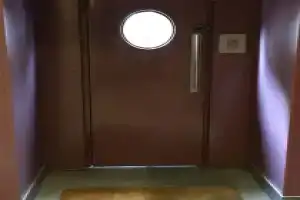 your place - Trinity Plaza, Дублин