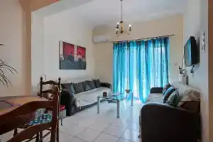 Garden Apartment, Ретимно