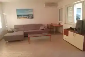 Apartment Diwa, Брела