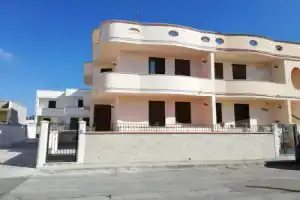 Casa Cinzia diamond, Уджано-ла-Кьеза