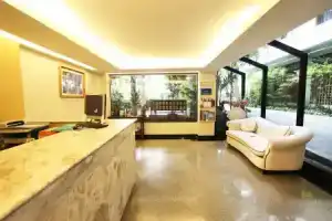 The Residence Rajtaevee Hotel, Бангкок