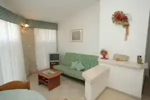 Apartment Mimi - with swimming pool A4 Christa Krnica, Istria, Кринца