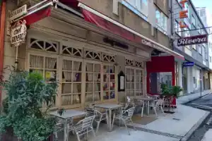 Hotel «Chef Rivera», Падрон