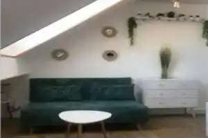 charmant studio bord de mer, Ментона