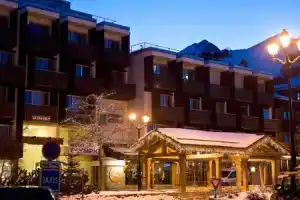 Отель «Madame Vacances - Hôtel Courchevel Olympic», Куршевель