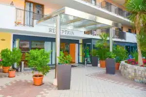 Hotel «Garda Bellevue», Лимоне-суль-Гарда