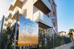 Kristall 9, Лугано