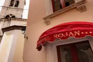 Hotel Rojan, Сульмона