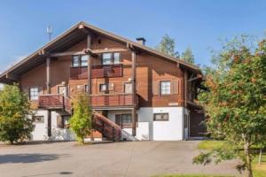 Alppitalo punatähti 7 apt 2, Тахковуори