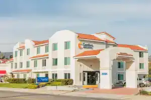 Comfort Inn & Suites Ventura Beach, Вентура