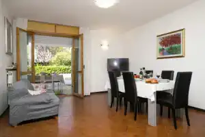 Casa Tiziano, Десензано-дель-Гарда