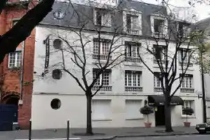 Отель «Hôtel Verlaine», Париж