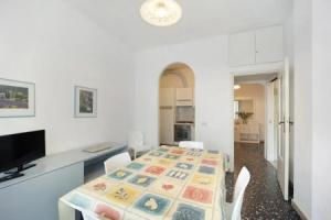 B11 Riviera - Spazioso trilocale, Арма-ди-Таджа