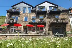 Фальвиг - Гостиницы