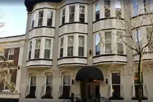 Отель «Victorian», Ванкувер