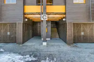 Karhunvartijan Linna c18 Kuusamo, Рука