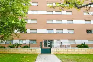 Takoda B&B Salou, Салоу
