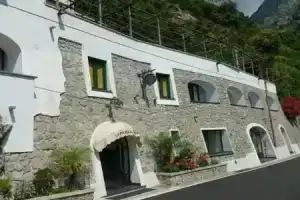 Hotel «La Pergola», Амальфи