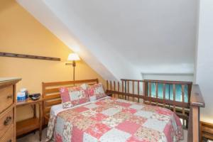 Manitou Lodge 10 Hotel Room by Alpine Lodging Telluride, Теллурид
