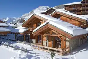 Beautiful 14-person chalet with sauna and private swimming pool in Les Deux Alpes, Ле Дез Альп