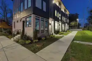 Lischey by Avantstay Modern 4bdr w/ Covered Patio Newly Built Nashville Home, Нэшвилл