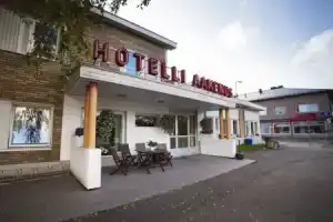 Hotel «Aakenus», Рованиеми