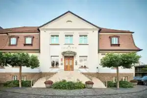 La Maison Hotel, Саарлуис