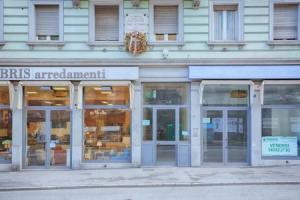 Trieste San Giacomo Modern Flat, Триест