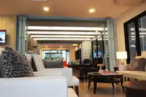 Apo Hotel, Краби